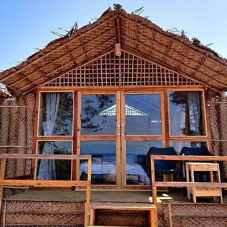 Lost Monk Beach Cottage 阿姆波尔 外观 照片